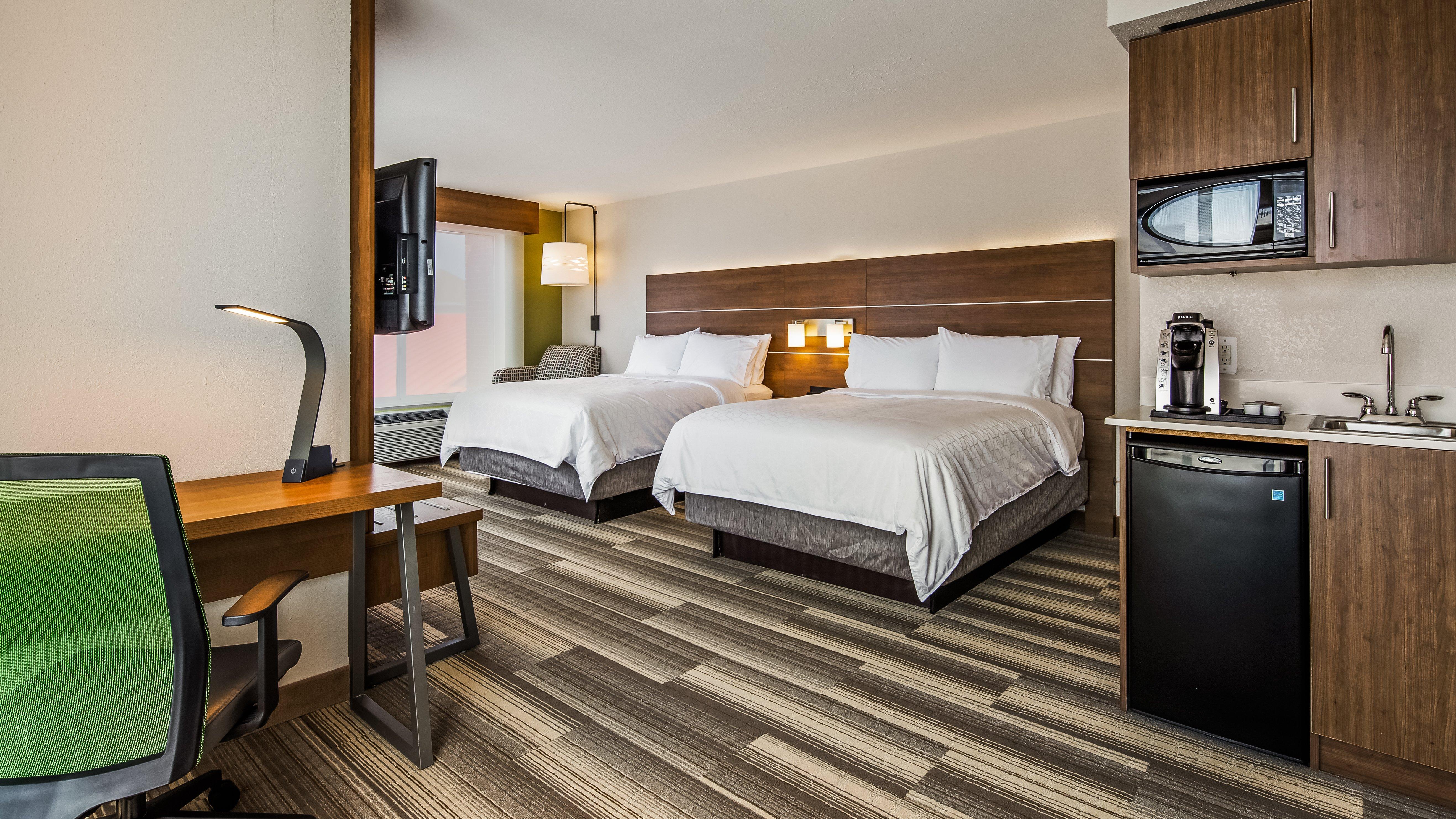 Holiday Inn Express & Suites Detroit - Farmington Hills By Ihg Northville Bagian luar foto